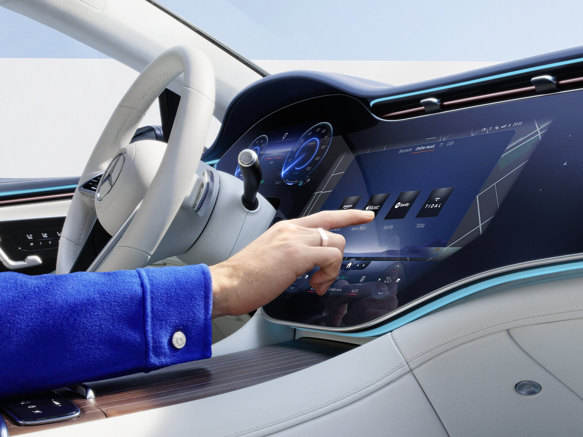 Digital Extras | Comfort and Control | Mercedes-Benz Digital Extras from Mercedes-Benz.