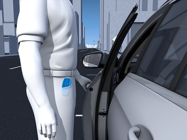 KEYLESS-GO in the new Mercedes-Benz B-Class.