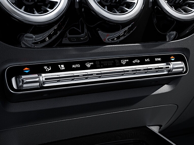 The THERMOTRONIC automatic climate control system in the new B-Class.
