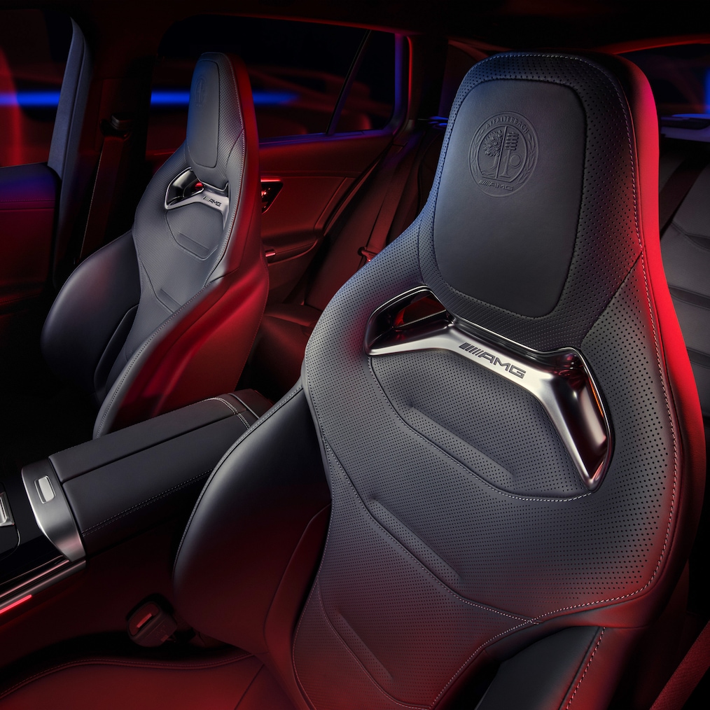 View of the AMG Performance seats, perspective from the open driver's door.