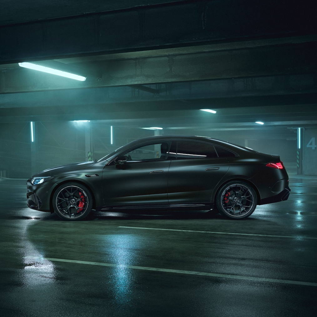 The MANUFAKTUR Graphite Grey Magno finish of the all-new Mercedes-AMG CLA 45 4MATIC+ electric.