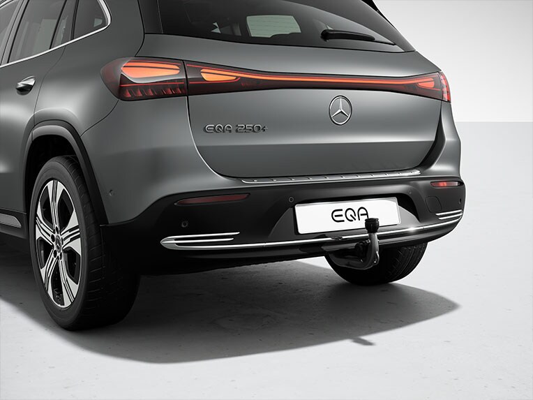 The trailer hitch with ESP® trailer stabilisation on the EQA from Mercedes-Benz.