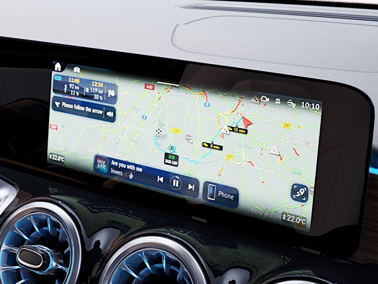 Navigation with Electric Intelligence in the new EQB from Mercedes-Benz.
