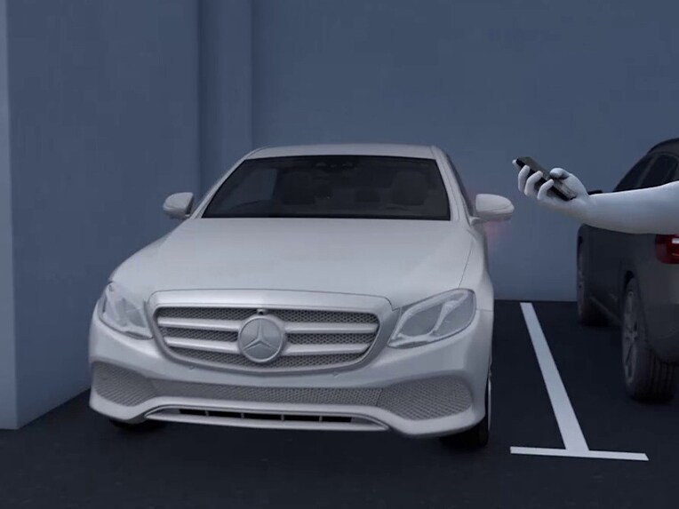 An illustration of the Parking Package with remote parking functions.