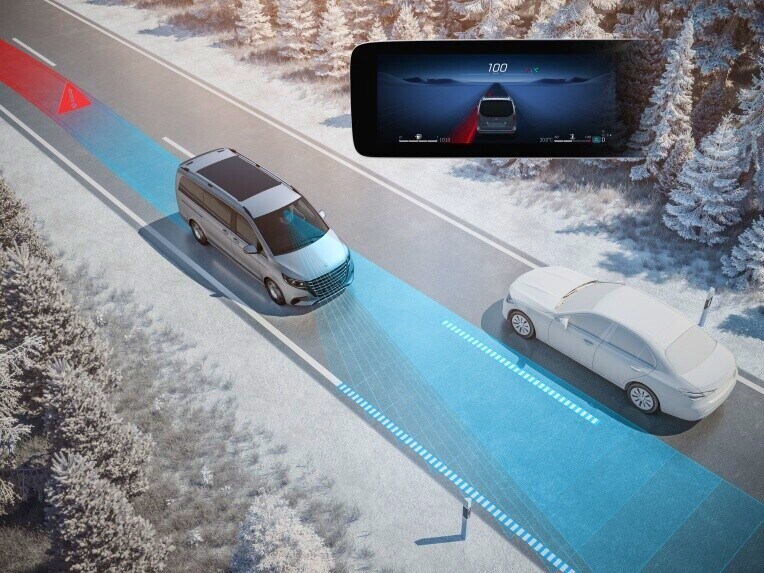 Active Lane Keeping Assist monitors the area in front of your vehicle and can protect you from unintentionally leaving your lane.