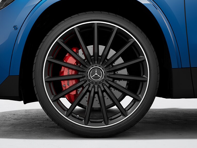 Red brake callipers for the new Mercedes-AMG GLA.