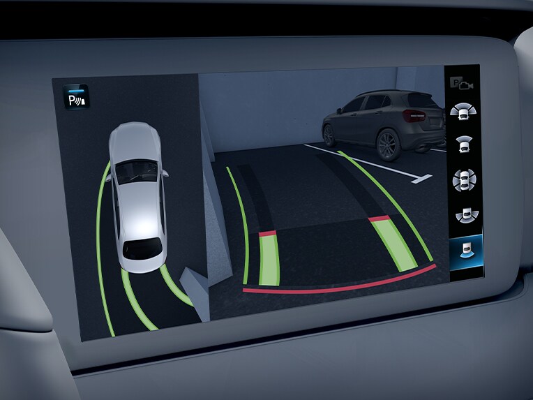 The Parking Package with 360° camera in the new Mercedes-Benz GLA.