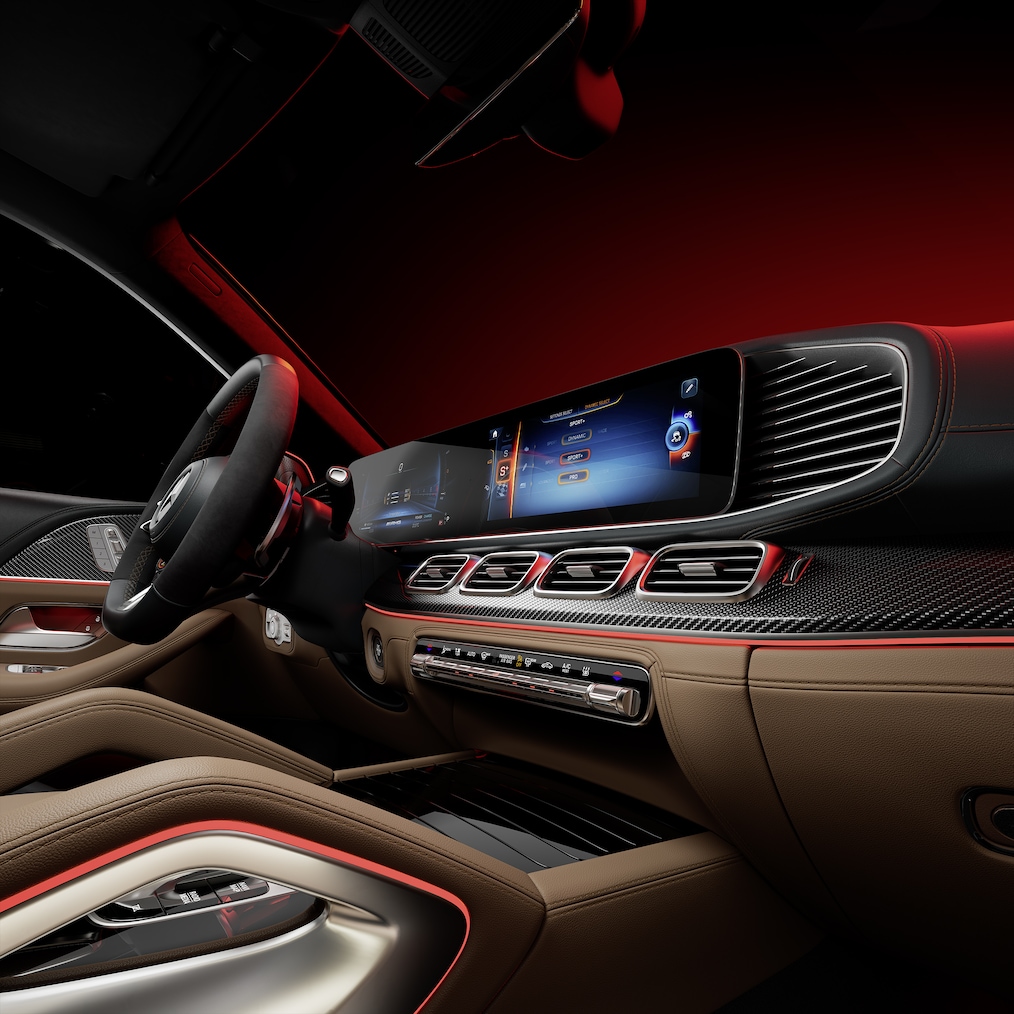 The widescreen cockpit in the GLS 63 4MATIC + from Mercedes-AMG.