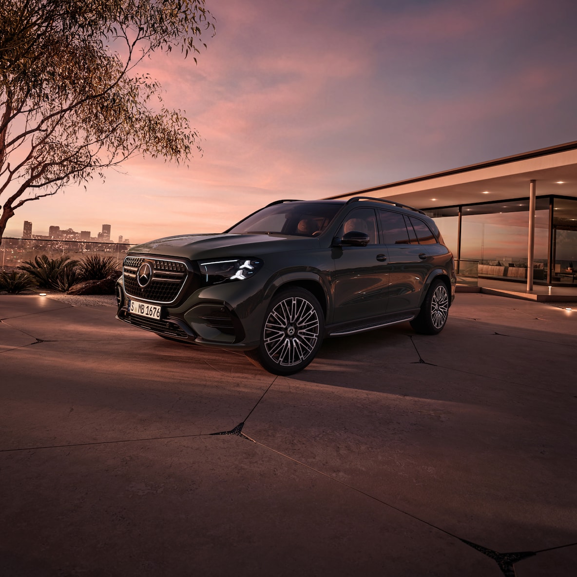 Exterior of the new GLS from Mercedes-Benz.