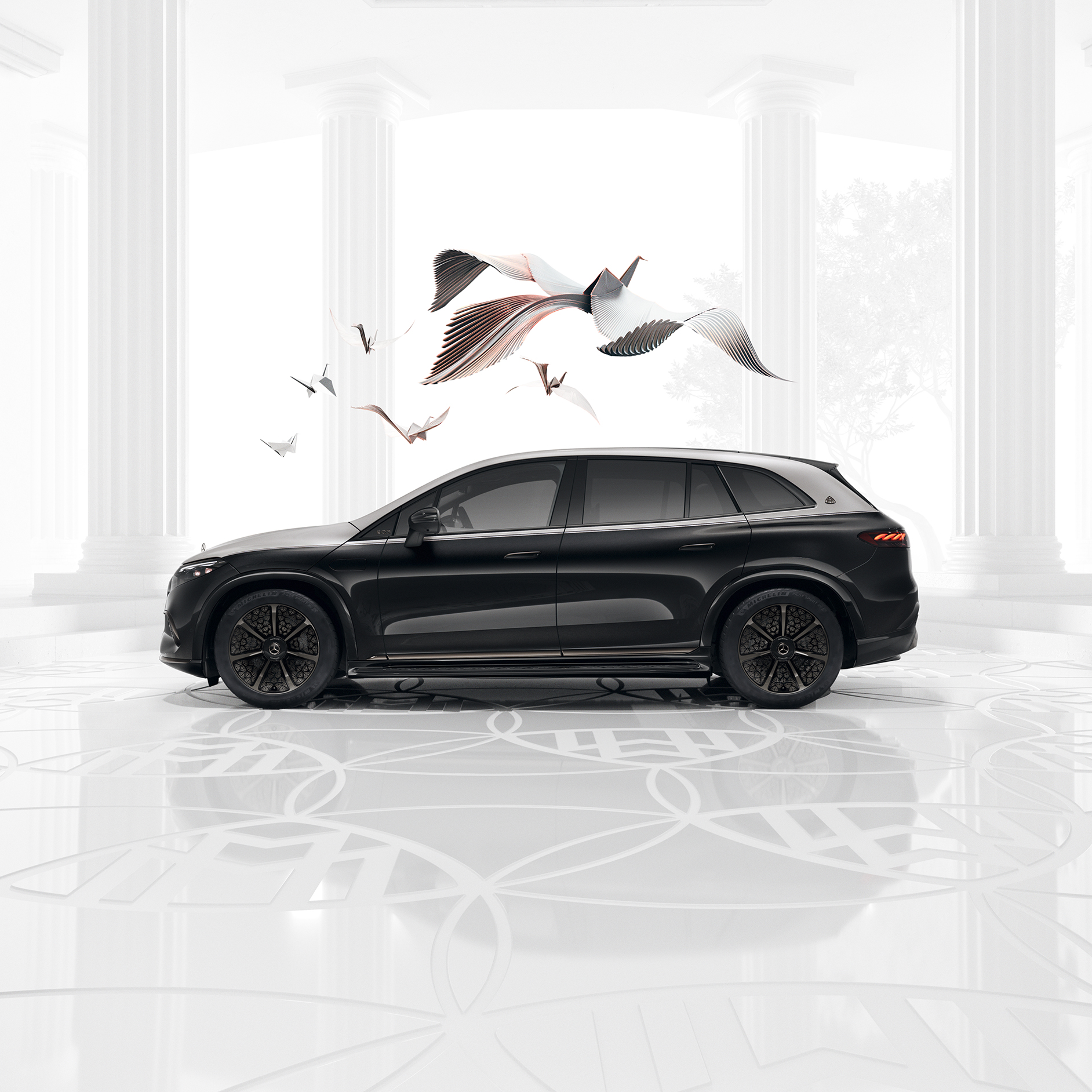 Night Series | EQS SUV | Mercedes-Maybach Mercedes-Maybach EQS SUV electric car with Night Series line.