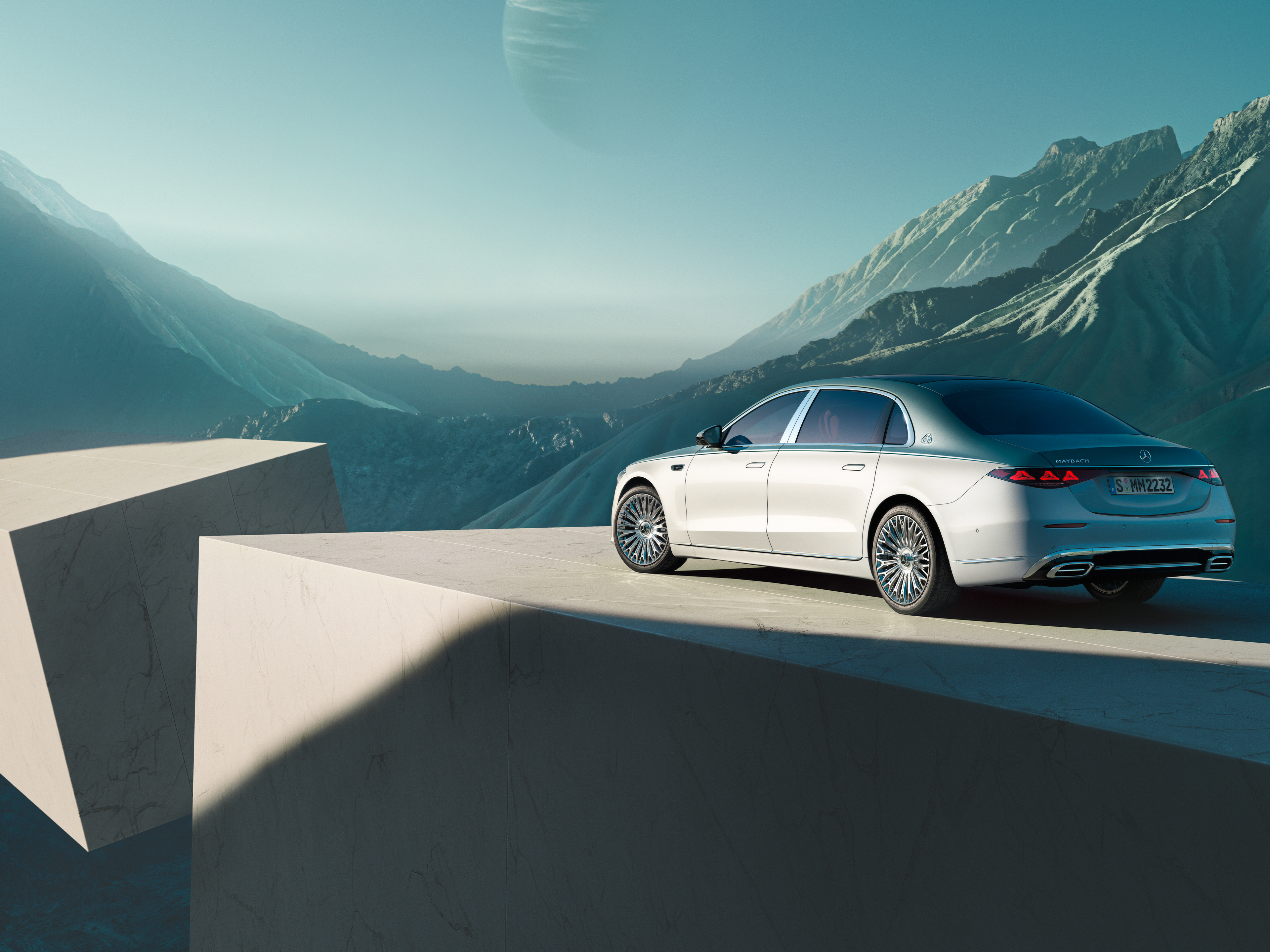 Exterior | S-Class | Mercedes-Maybach The exterior of the Mercedes-Maybach S-Class.