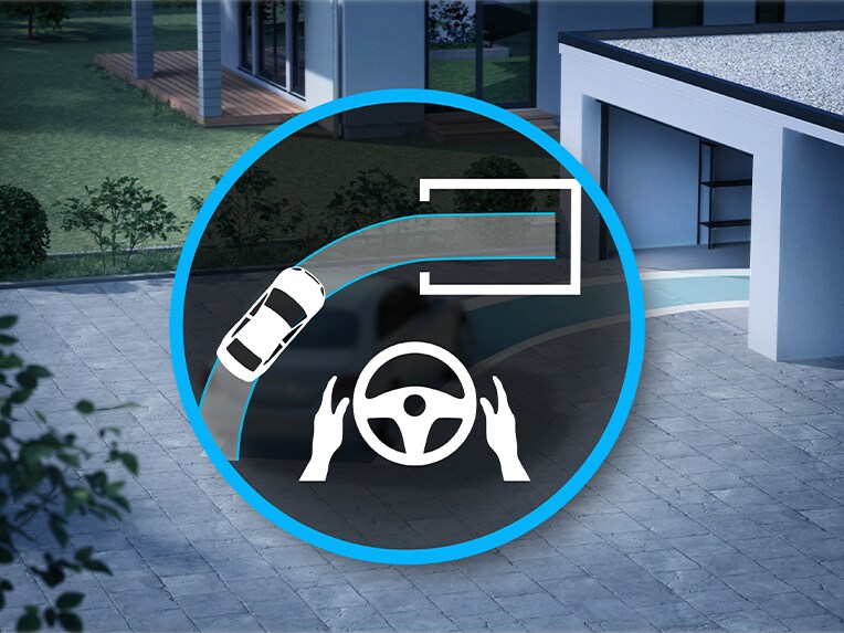 The Parking Package with Memory Parking Assist of the Mercedes-Maybach SL 680.