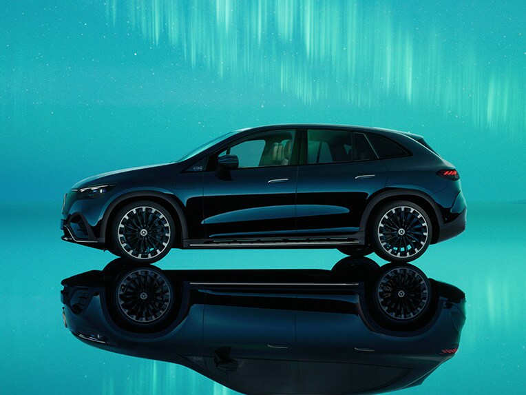 The photo shows the EQE SUV from Mercedes-EQ.