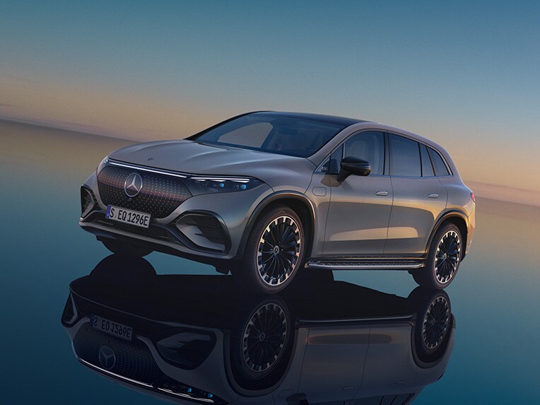 The photo shows the EQS SUV from Mercedes-EQ.