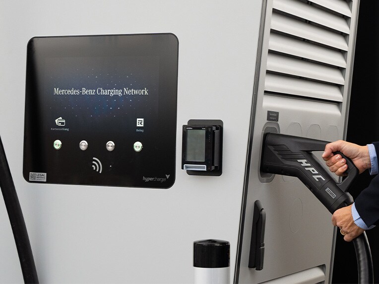 A Mercedes-Benz Charging Network station in use. Electric mobility by Mercedes-Benz.