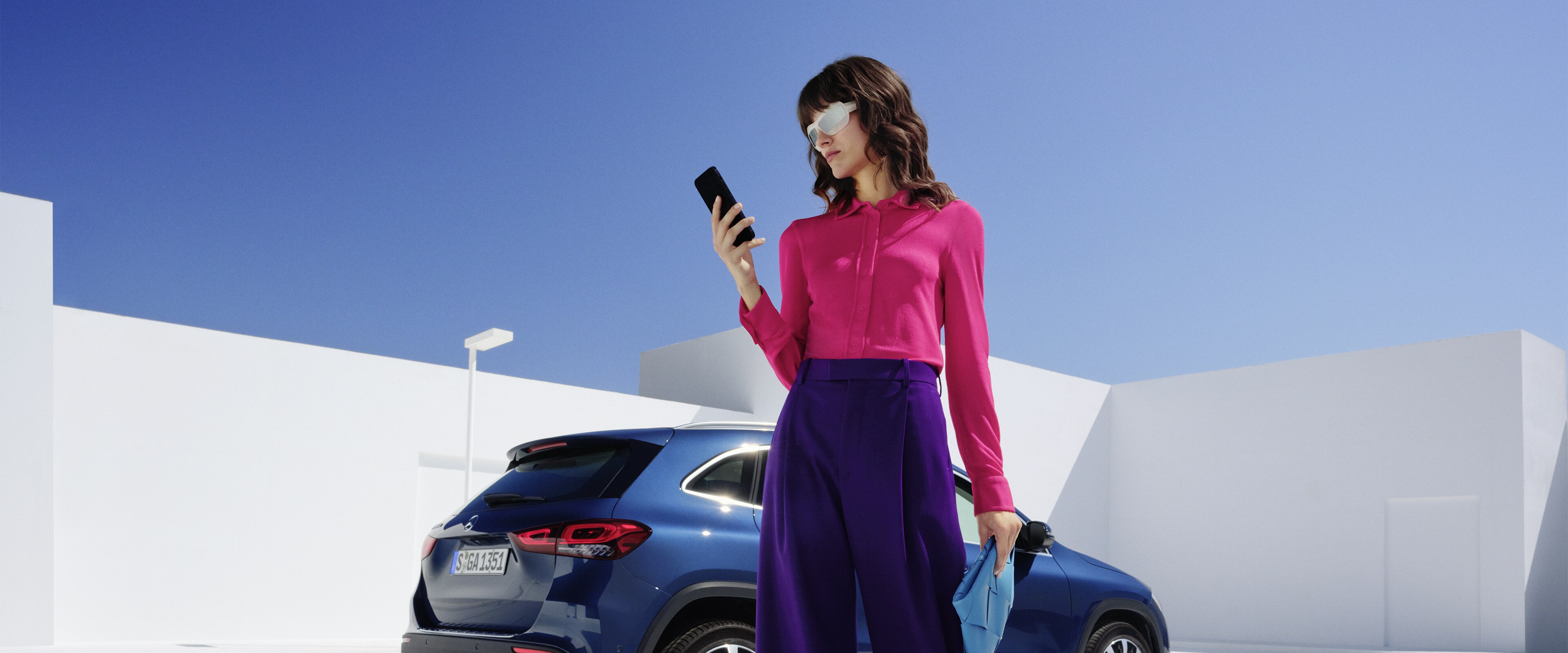 Digital Extras are selected on the screen of the MBUX multimedia system in a Mercedes-Benz.