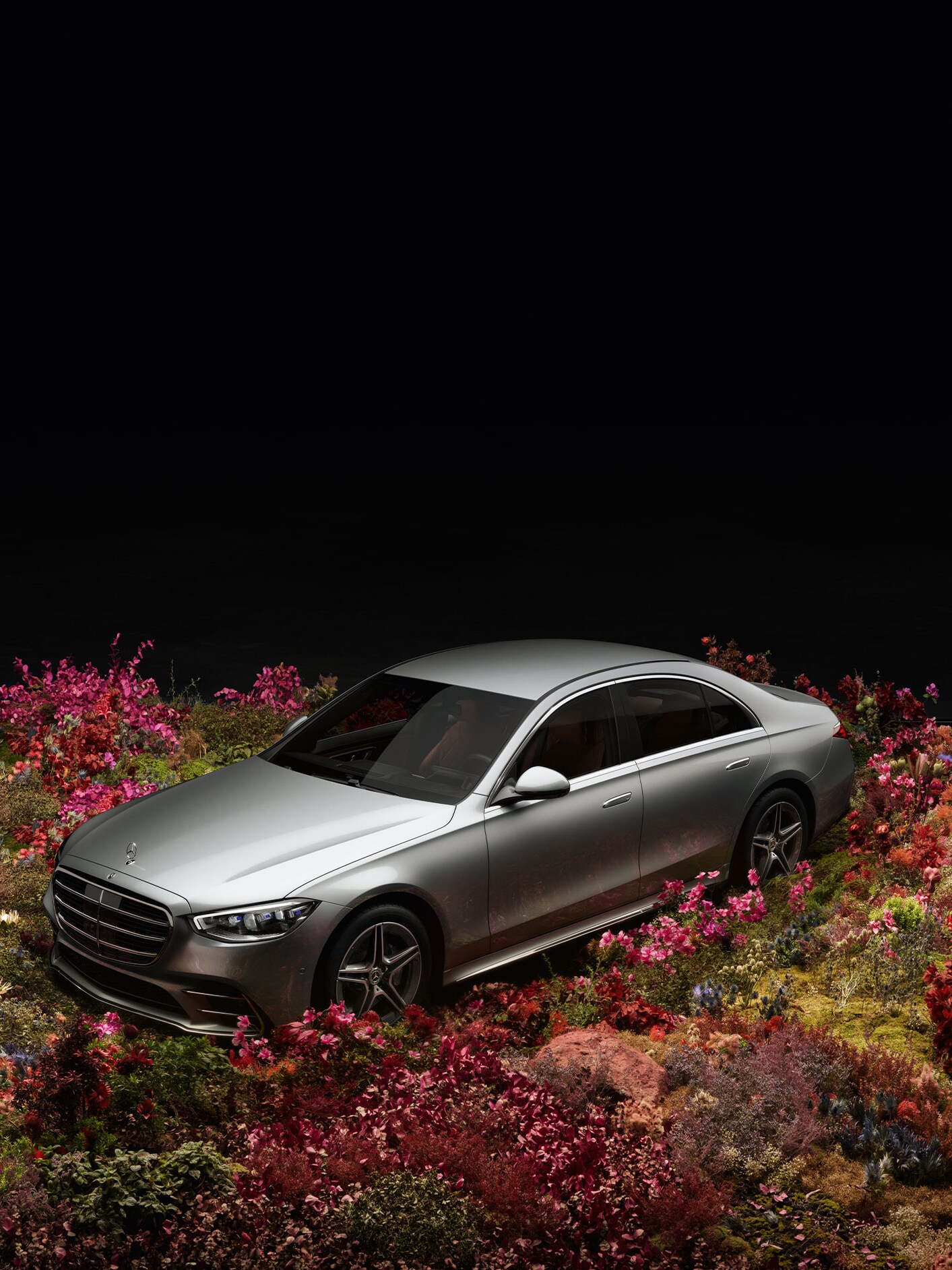 An image showcasing the technology behind drivetrains by Mercedes-Benz.