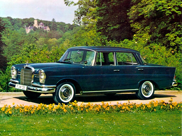 Mercedes-Benz "Fintail" (W 111) from 1959.