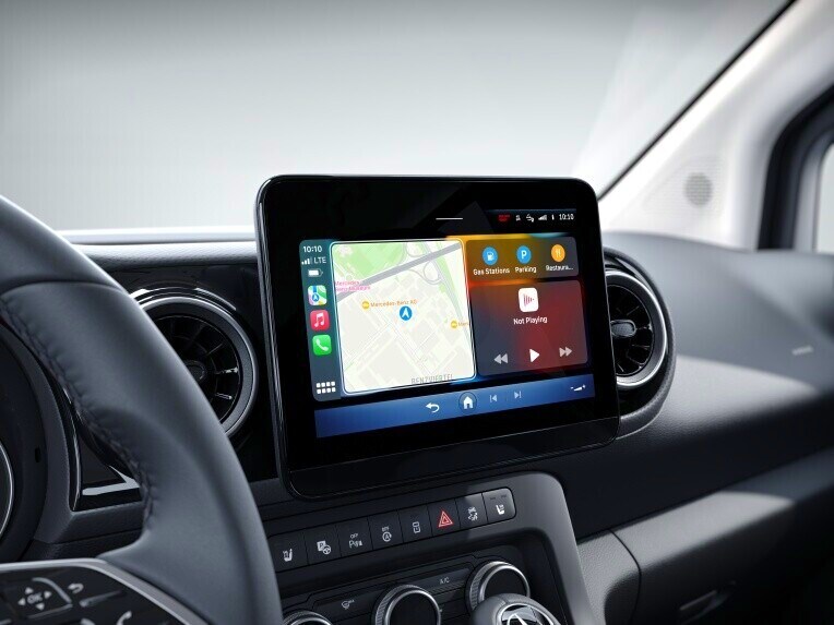 Smartphone Integration in the Mercedes-Benz Citan Panel Van.
