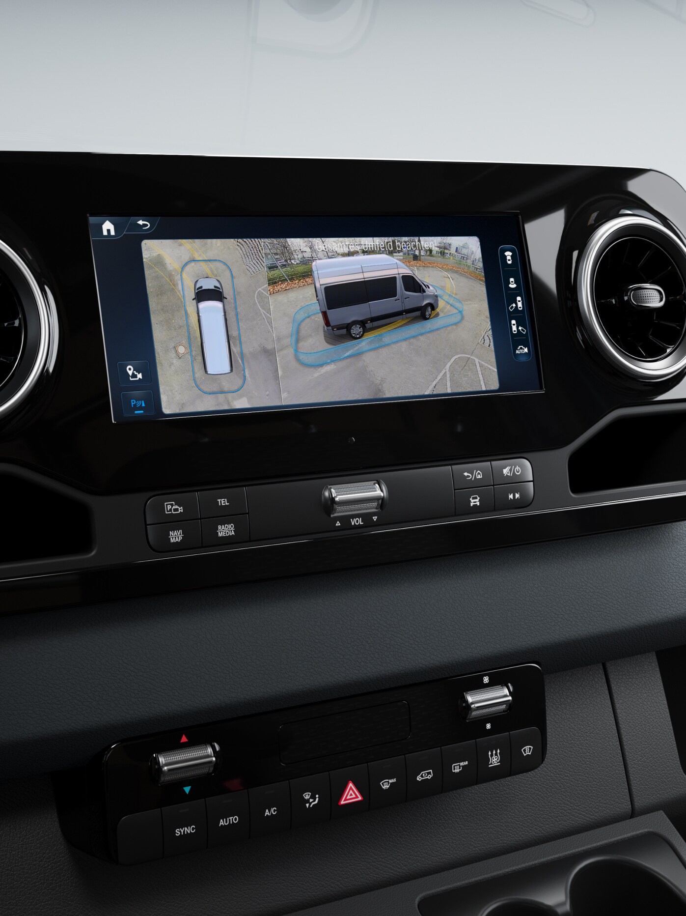 360° surround view display of the Parking Package for the Mercedes-Benz Sprinter.