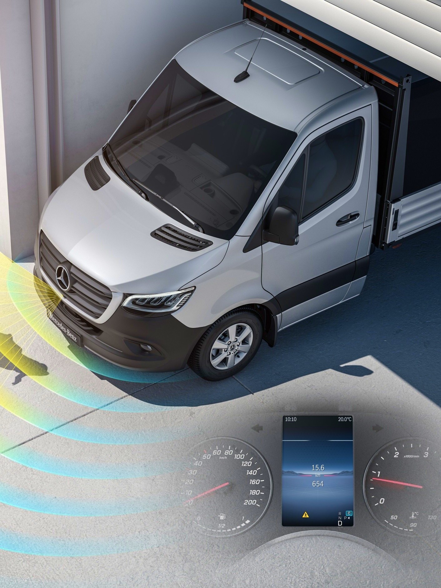 The moving-off information system (MOIS) for the Mercedes-Benz eSprinter Chassis Cab.