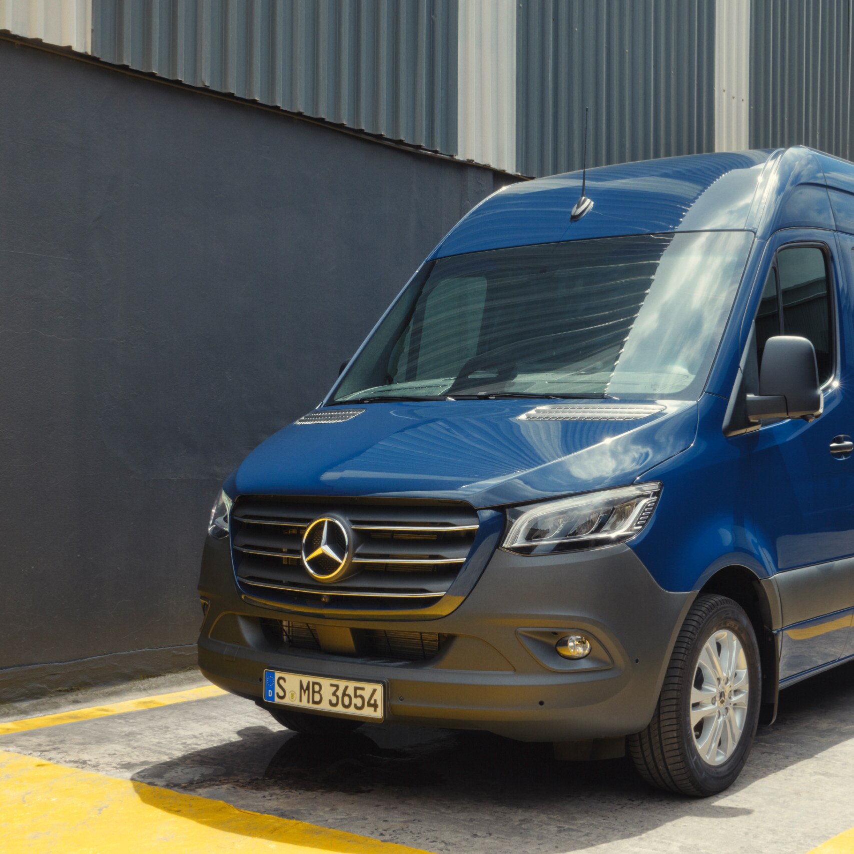 sprinter passenger van mercedes van dealers near me