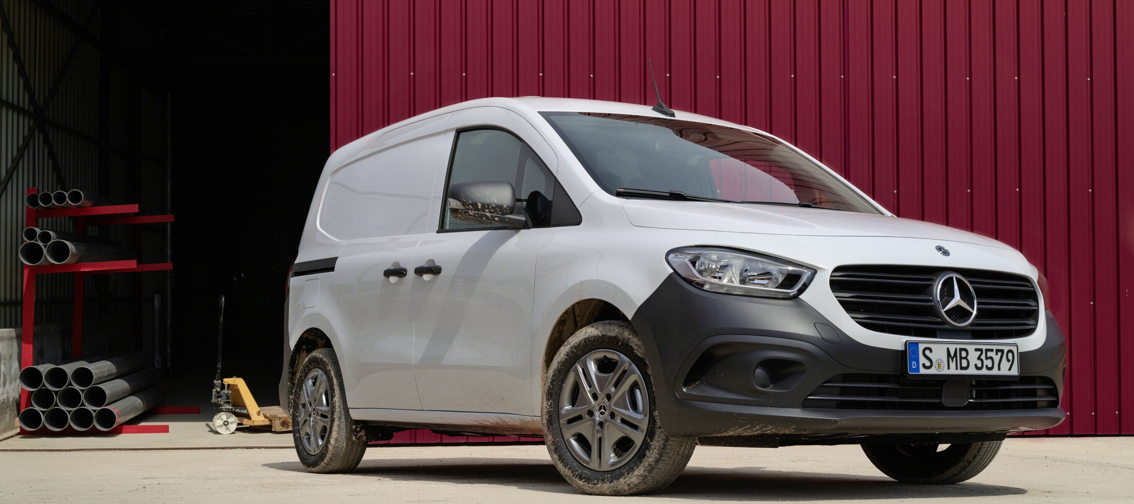 Vehicle comparison | Citan Panel Van | Mercedes-Benz The Mercedes-Benz Citan Panel Van.
