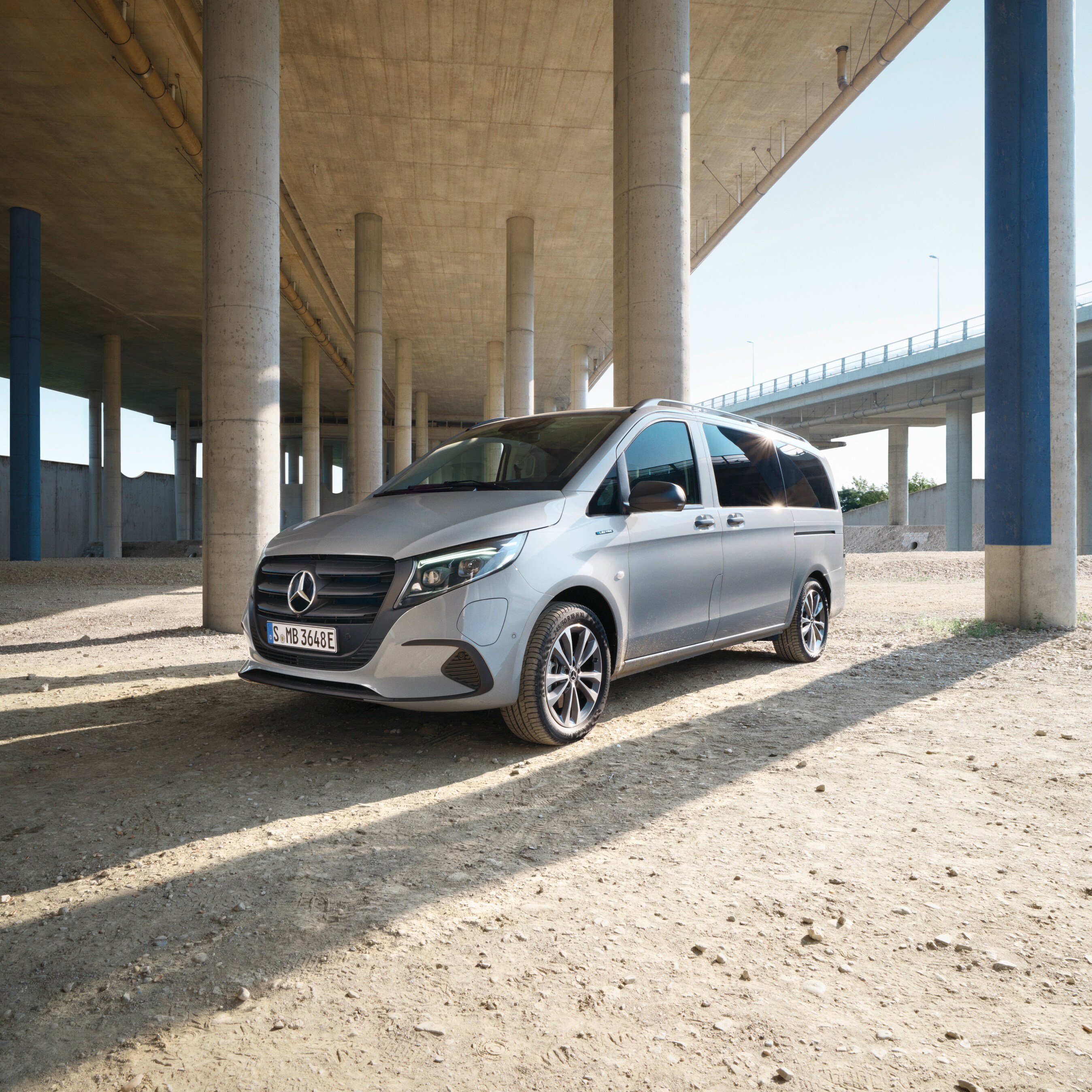 eVito Tourer 100% Electric MPV Mercedes-Benz Vans UK