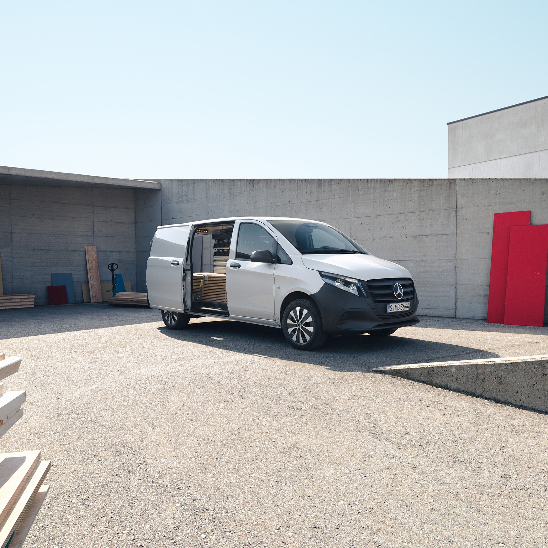 Mercedes‑Benz Vito Panel van with organized cargo space at a job site