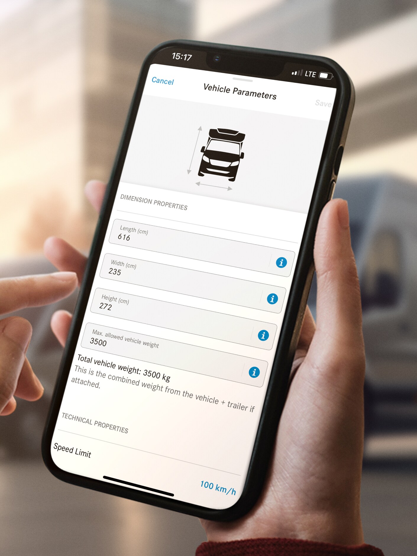 Graphical view of the vehicle dimensions in the Mercedes-Benz App on a smartphone.