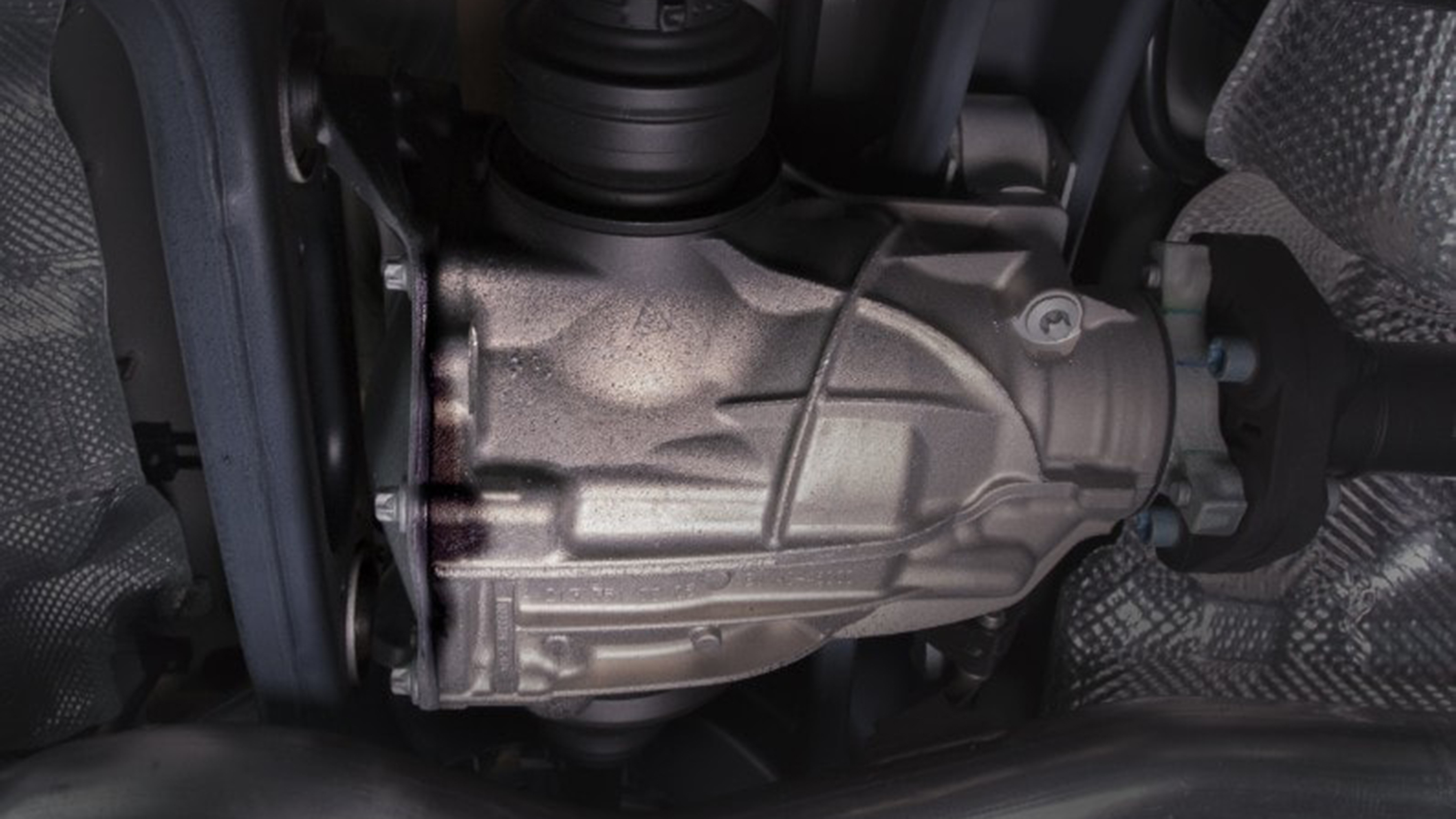 Mercedes-Benz Financial Services "Oil Leaks" | Mercedes-Benz Cars UK Mercedes-Benz Financial Services "Oil Leaks" | Mercedes-Benz Cars UK