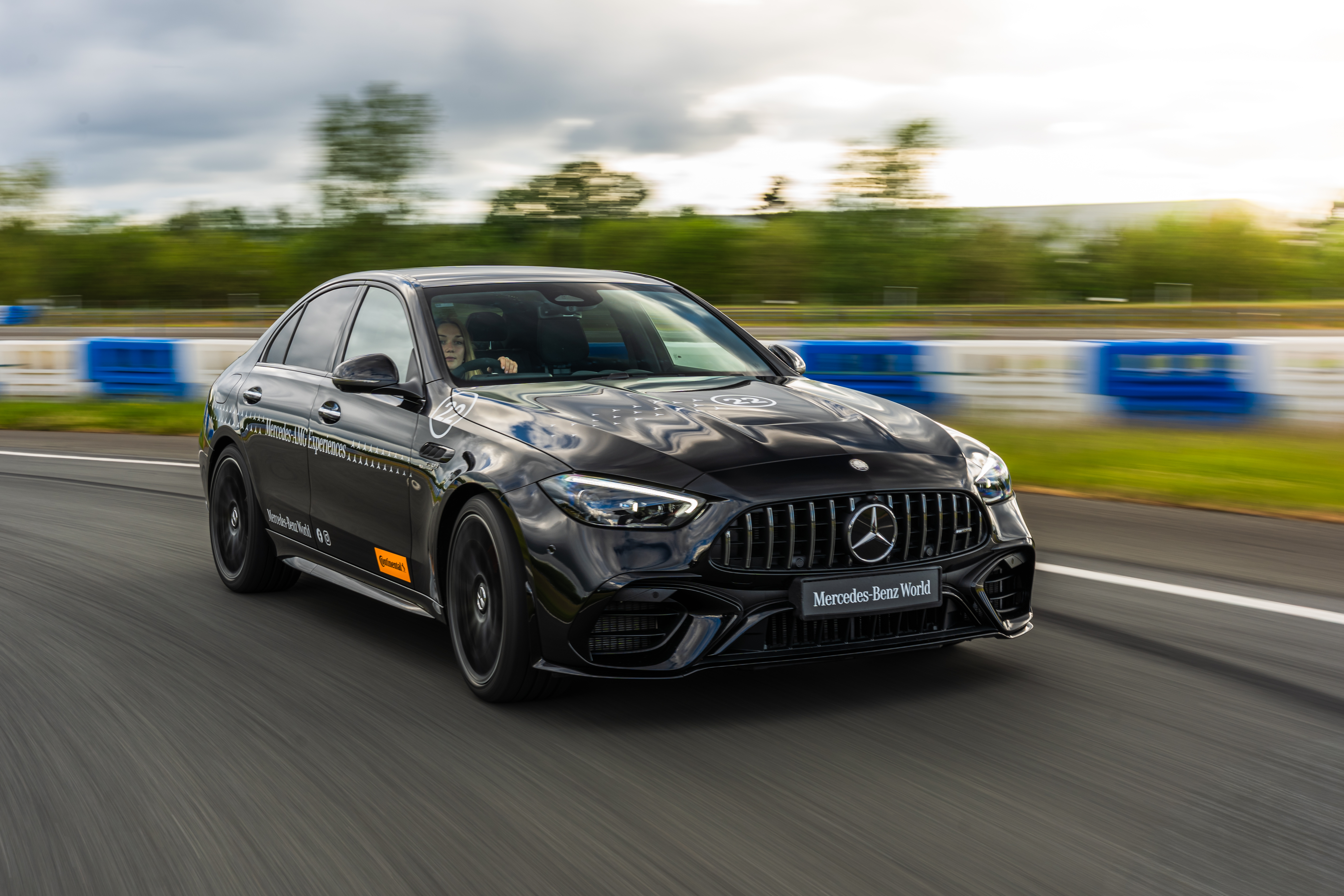 amg-customer-exclusives amg-customer-exclusives