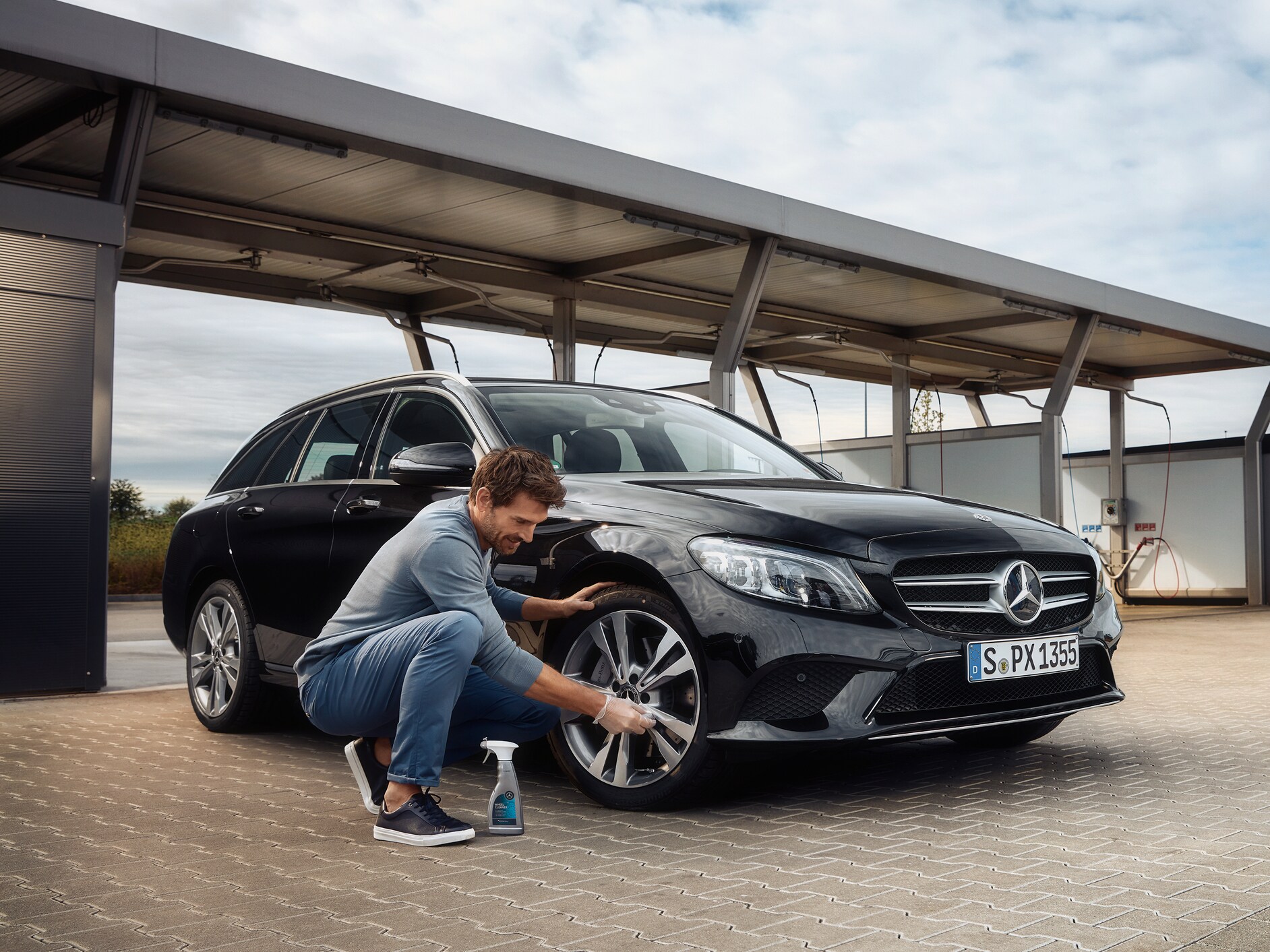 Mercedes-Benz StarParts: High quality at an attractive price.