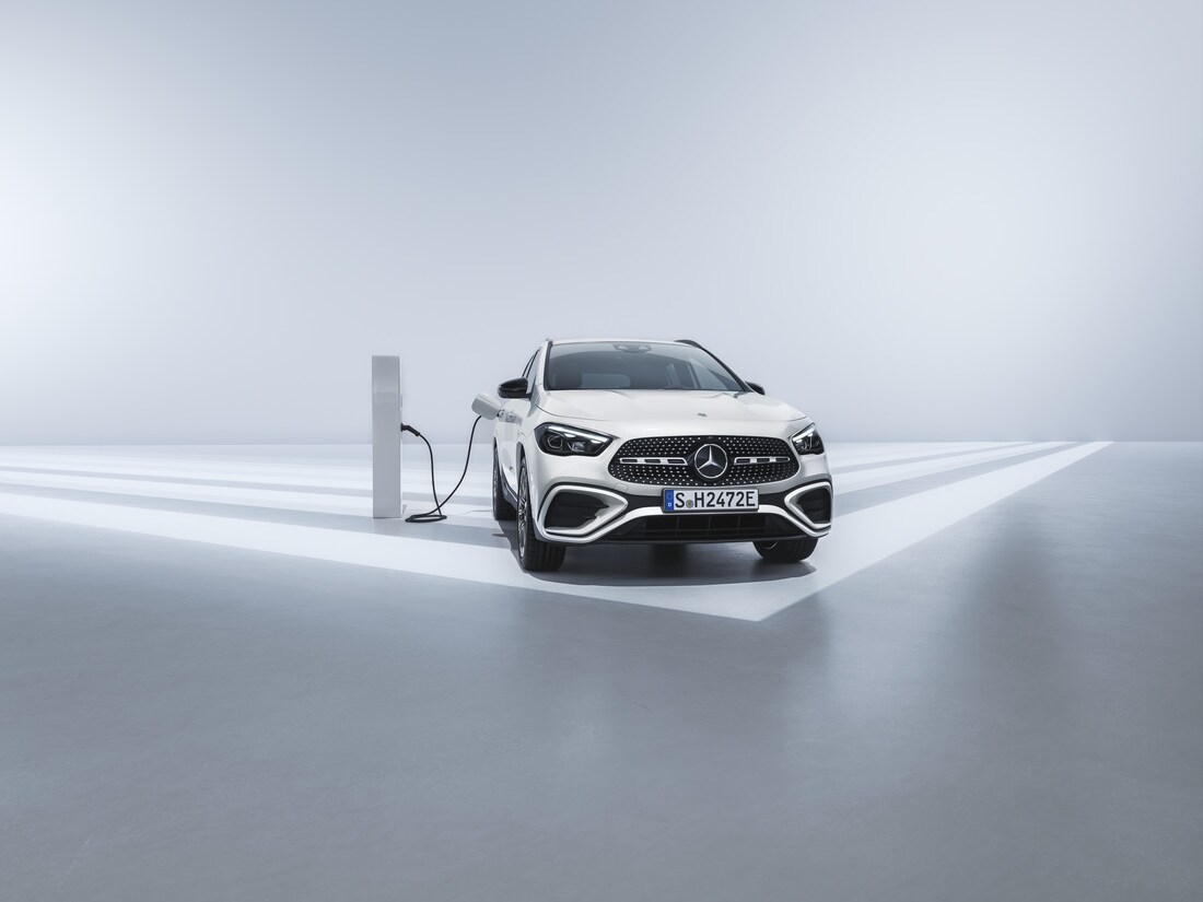 The Mercedes-Benz CLE Coupé as a plug-in hybrid.