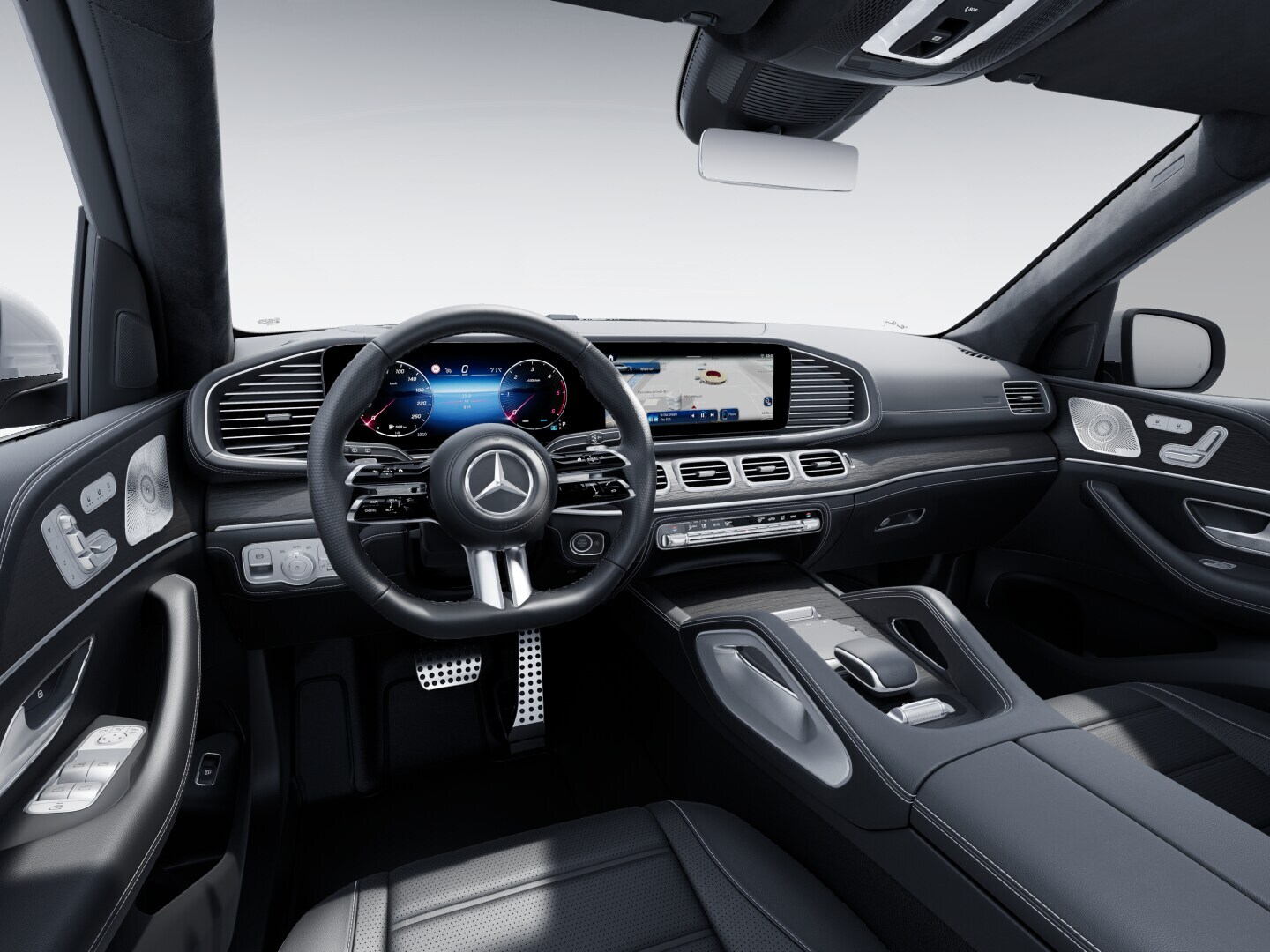 The interior of the new Mercedes-Benz GLS with standard equipment.