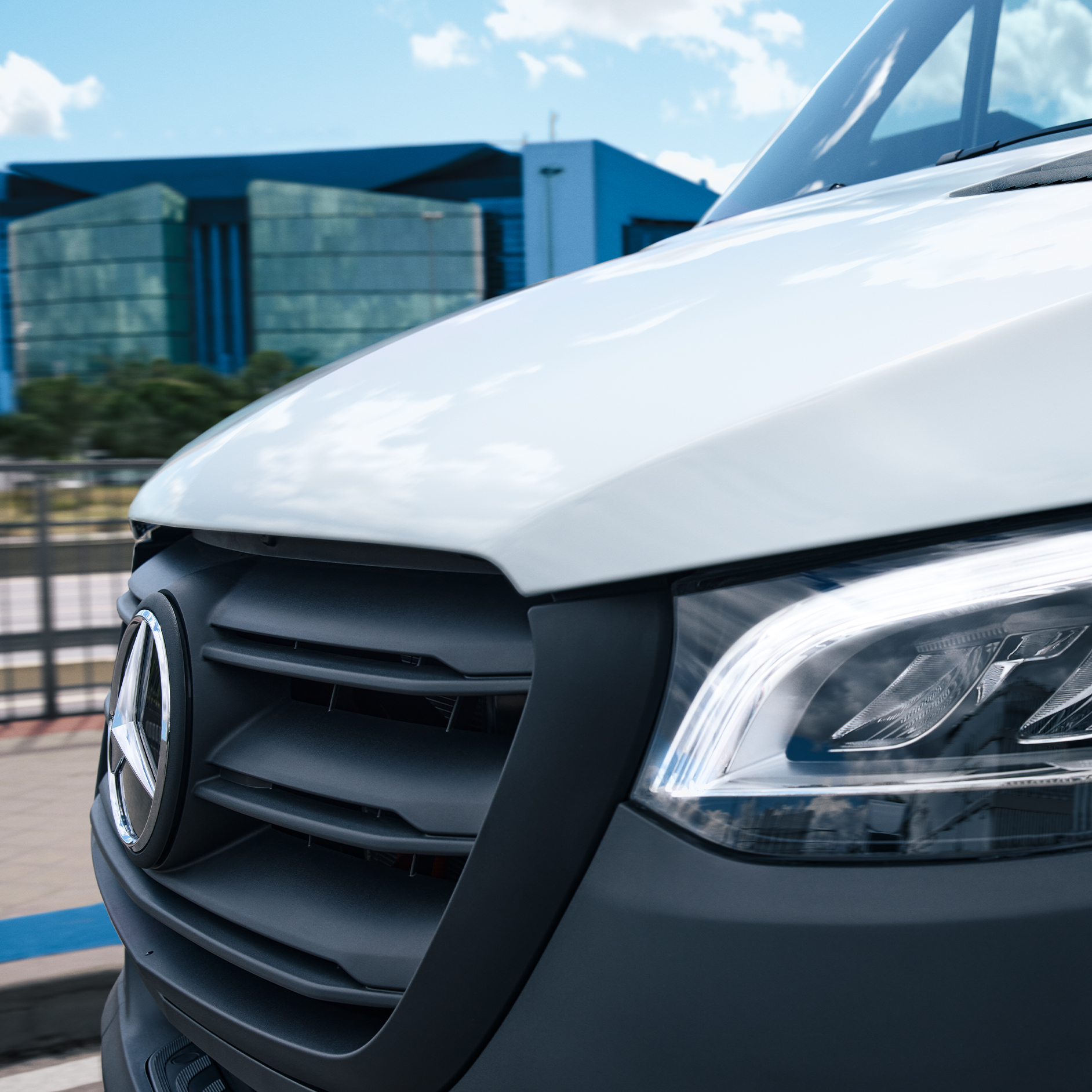 Sprinter Luton Van Close Up | Mercedes-Benz Vans A close up of the front of a Mercedes-Benz Sprinter Luton van.
