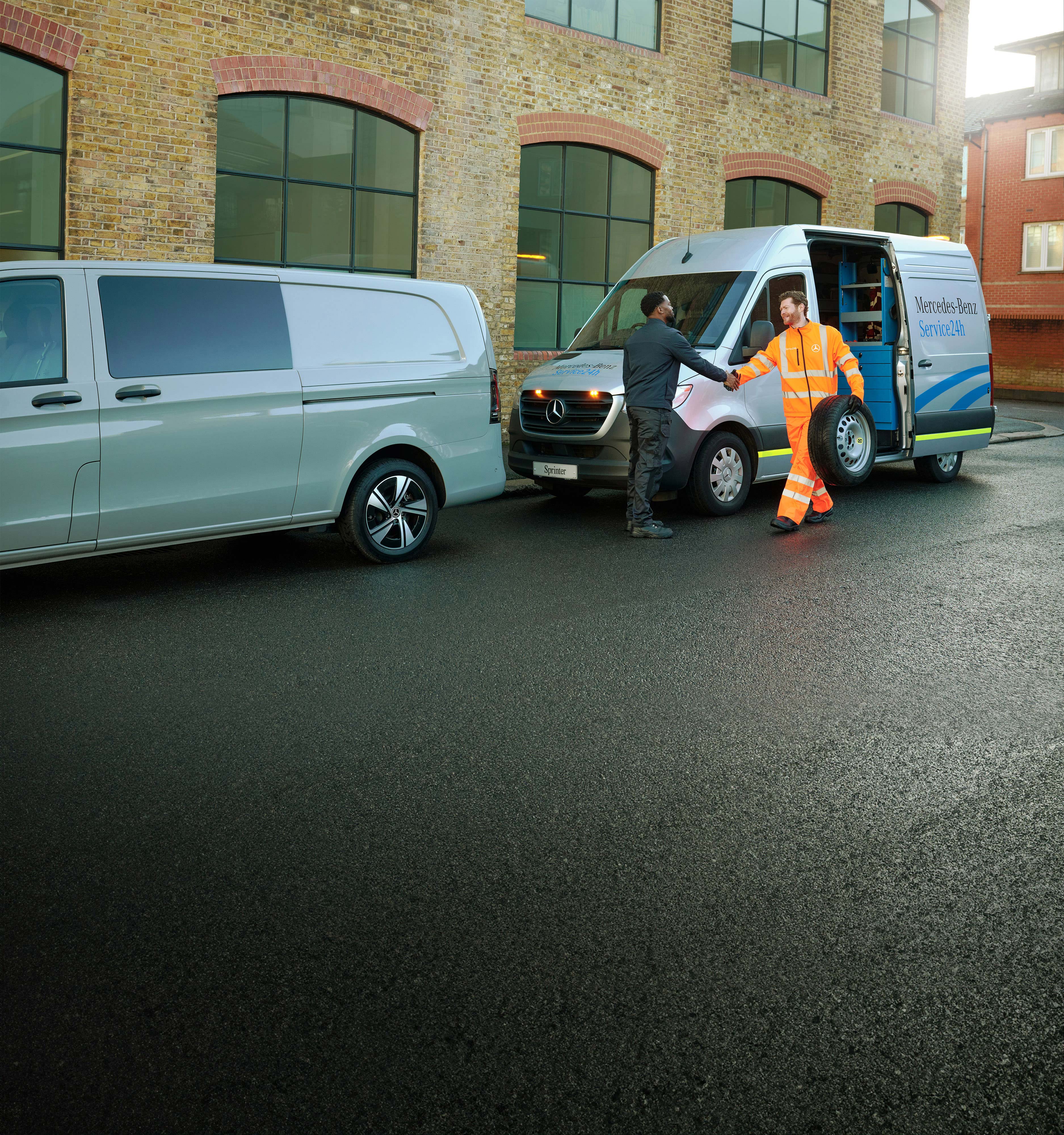 Service | Mercedes-Benz Vans Many companies operate outside of the 9–5.