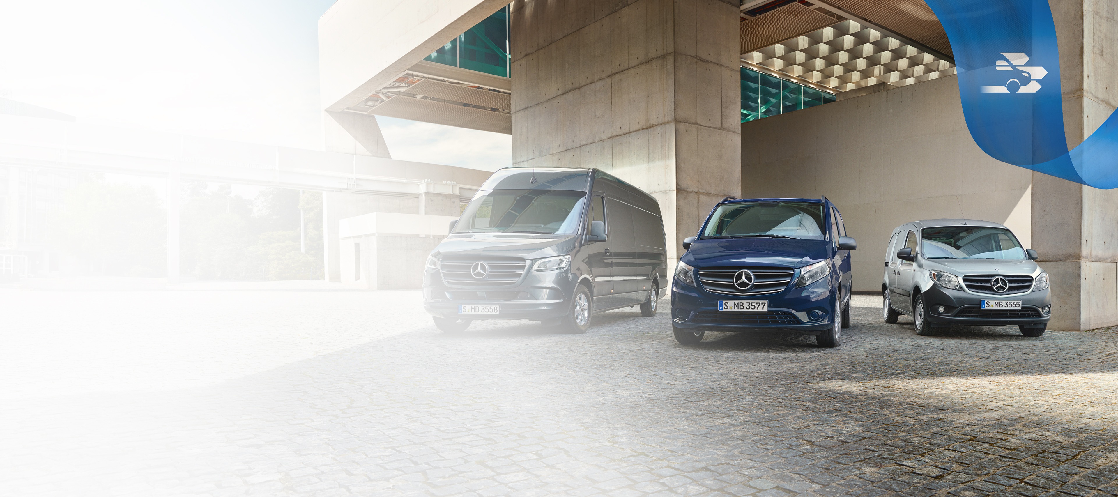 Mercedes-Benz | Vans Quality Warranty Three Mercedes-Benz vans symbolising the new vehicle warranty and worry-free manufacturer’s warranty.