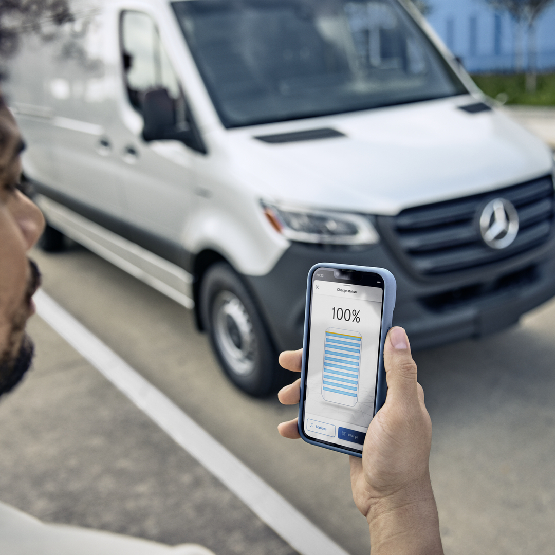 The Mercedes me app makes remote charging simple and intuitive The Mercedes me app makes remote charging simple and intuitive